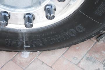 �й����� HOWO MAX 330���� 6X2 9.55���Ű���ʽ�ػ���(����)ͼƬ