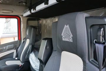 �й����� HOWO MAX 490���� 8X4 9.55���Ű��դʽ�ػ���(����)(ZZ5317CCYV446KF1)ͼƬ