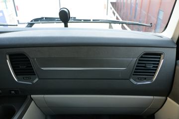 �й����� HOWO MAX 490���� 8X4 9.55���Ű��դʽ�ػ���(����)(ZZ5317CCYV446KF1)ͼƬ