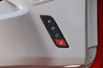 �й����� HOWO MAX 490���� 8X4 9.55���Ű��դʽ�ػ���(����)(ZZ5317CCYV446KF1)ͼƬ