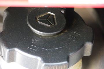 �й����� HOWO MAX 490���� 8X4 9.55���Ű��դʽ�ػ���(����)(ZZ5317CCYV446KF1)ͼƬ