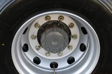 �й����� HOWO MAX 490���� 8X4 9.55���Ű��դʽ�ػ���(����)(ZZ5317CCYV446KF1)ͼƬ