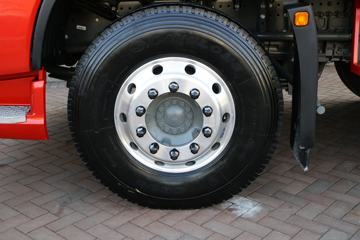 �й����� HOWO MAX 490���� 8X4 9.55���Ű��դʽ�ػ���(����)(ZZ5317CCYV446KF1)ͼƬ