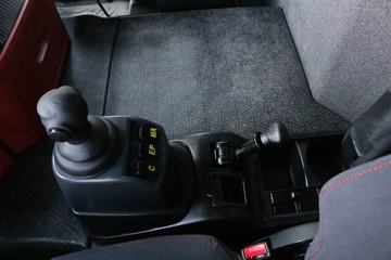 �й����� HOWO TX 270���� 4X2 6.75���Ű��դʽ�ػ���(����)(ZZ5187CCYK501GF1)ͼƬ