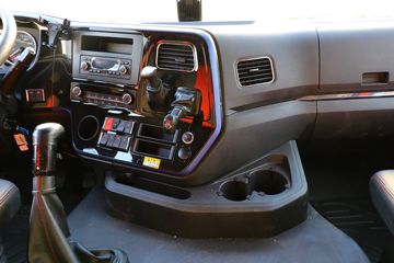 �ൺ��� ��V�ؿ� 2.0 460���� 6X4 ǣ����(����)(CA4250P1K15T1E6A80)ͼƬ