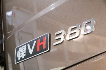 青岛解放 悍V重卡 320马力 8X4 9.5米仓栅式载货车(CA5311CCYP2K2L7T4E5A80)外观图片