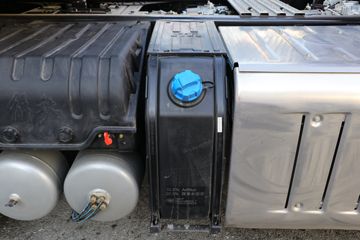 �ൺ��� ��V�ؿ� 2.0 460���� 6X4 ǣ����(����)(CA4250P1K15T1E6A80)ͼƬ