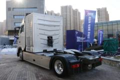 中国重汽 黄河 X7重卡 490马力 4X2 AMT自动挡牵引车(国六)(ZZ4187W361XF1)
