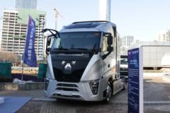 中国重汽 黄河 X7重卡 490马力 4X2 AMT自动挡牵引车(国六)(ZZ4187W361XF1)