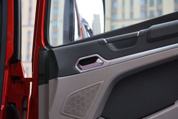 �й����� HOWO Max�ؿ� 480���� 6X4 AMT�Զ���ǣ����(����)(ZZ4257V344KF1)ͼƬ