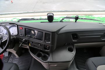 �й����� HOWO Max�ؿ� 480���� 6X4 AMT�Զ���ǣ����(����)(ZZ4257V344KF1)ͼƬ