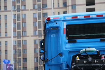 �й����� HOWO TX�ؿ� 6X4���綯ǣ����ͼƬ