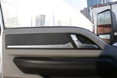 重汽HOWO 智相 纯电动栏板底盘(ZZ1047F3111Z145EV)81.14kWh