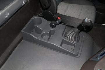 �������� ��ʨC6 ���ذ� 320���� 4X2 �����ᳵ�����䳵(����)(CQ5187TCLHV09681)ͼƬ