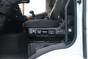 �������� ��ʨC6 ���ذ� 320���� 4X2 �����ᳵ�����䳵(����)(CQ5187TCLHV09681)ͼƬ