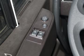 �������� ��ʨC6 ���ذ� 320���� 4X2 �����ᳵ�����䳵(����)(CQ5187TCLHV09681)ͼƬ