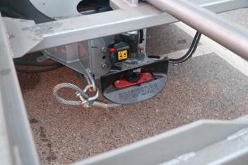 �������� ��ʨC6 ���ذ� 320���� 4X2 �����ᳵ�����䳵(����)(CQ5187TCLHV09681)ͼƬ