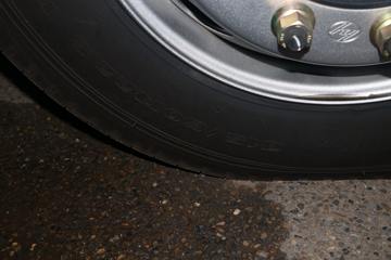 �������� ��ʨC6 ���ذ� 320���� 4X2 �����ᳵ�����䳵(����)(CQ5187TCLHV09681)ͼƬ