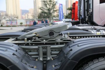 �й����� HOWO TX�ؿ� 6X4���綯ǣ����ͼƬ