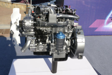 潍柴WP2.5NQ150E61 150马力 2.5L 国六 柴油发动机