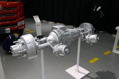 解放 轻型中央集成高速电驱桥