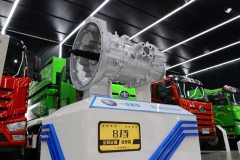 一汽解放CA8TAX100FS 8挡 手动挡变速箱