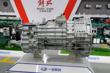 一汽解放CA12TAX260S 12挡 手动挡变速箱