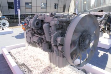 潍柴WP8H380E68 380马力 8.2L 国六 柴油发动机