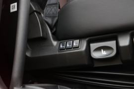 杰狮H6&nbsp;自卸车驾驶室                                               图片