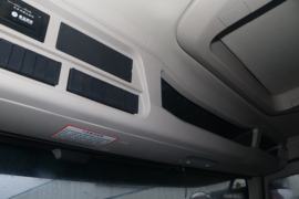 杰狮H6&nbsp;自卸车驾驶室                                               图片