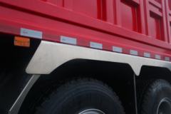 上汽红岩 杰狮H6 复合加强版 560马力 8X4 8.2米自卸车(国六)(CQ3317SD13406)