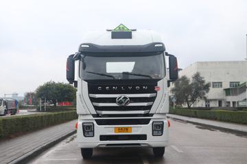 上汽红岩 杰狮C6-M PLUS 标载护航版 440马力 6X4 LNG危险品牵引车(国六)(速比4.111)(CQ4257HD12384TU)