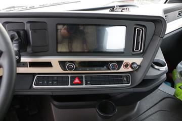 �й����� HOWO TH7�ؿ� 500���� 8X4 8.6��AMT�Զ��������ػ���(����)(ZZ1317V466HF1)ͼƬ