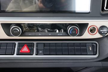 �й����� HOWO TH7�ؿ� 500���� 8X4 9.3��AMT�Զ��������ػ���(����)(ZZ1317V466HF1)ͼƬ