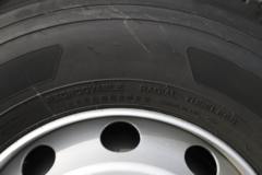 中国重汽 HOWO TH7重卡 500马力 8X4 9.3米AMT自动挡栏板载货车(国六)(ZZ1317V466HF1)