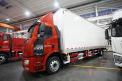 一汽解放 J6L中卡 质惠版 快递款 260马力 4X2 10米厢式载货车(国六)(CA5180XXYP62K1L5E6)