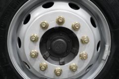 一汽解放 J6L中卡 质惠版 快递款 260马力 4X2 10米厢式载货车(国六)(CA5180XXYP62K1L5E6)