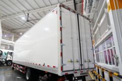 一汽解放 J6L中卡 质惠版 快递款 260马力 4X2 10米厢式载货车(国六)(CA5180XXYP62K1L5E6)