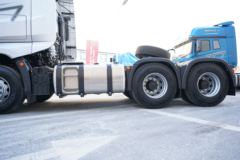 一汽解放 J7重卡 560马力 6X4 大件牵引车(国六)(CA4250P77K25T1E6Z)