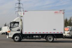 江淮 帅铃E中体 150马力 4X2 4.03米冷藏车(HFC5045XLCP32K2C7S)