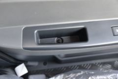 江淮 帅铃E中体 150马力 4X2 4.03米冷藏车(HFC5045XLCP32K2C7S)