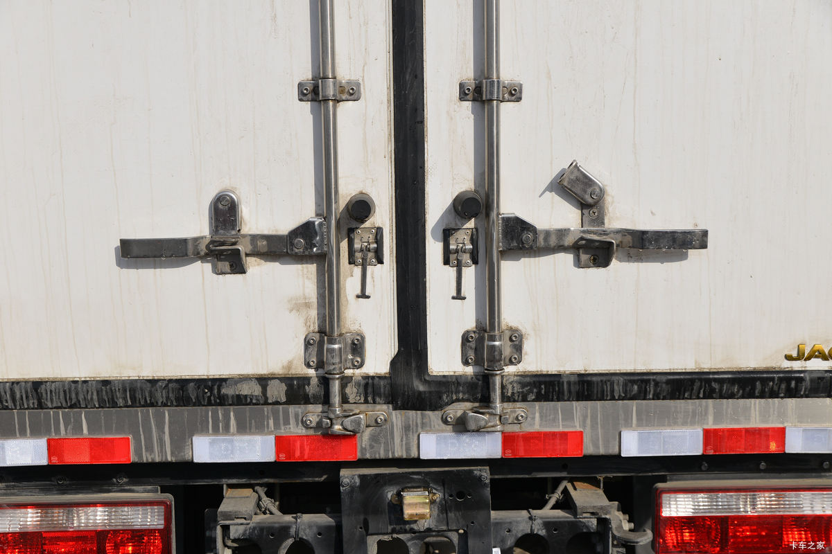  ˧E 150 4X2 4.03س(HFC5045XLCP32K2C7S)װ