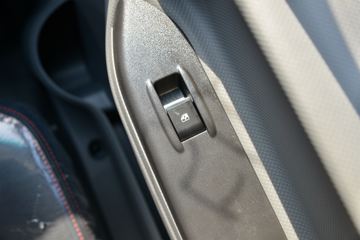 ���� ˧��Q6 130���� 4.18�׵��Ų�դʽ�Ῠ(����)(HFC5043CCYP71K1C7S)ͼƬ