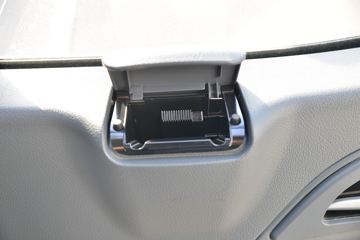 ���� ����V6 150���� 4.15�׵�����ʽ�Ῠ(����)ͼƬ