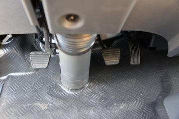 ���� ����V6 150���� 4.15�׵�����ʽ�Ῠ(����)ͼƬ