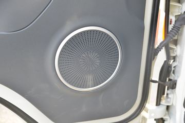 ���� ����V6 150���� 4.15�׵�����ʽ�Ῠ(����)ͼƬ