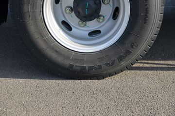 ���� ����V6 150���� 4.15�׵�����ʽ�Ῠ(����)ͼƬ