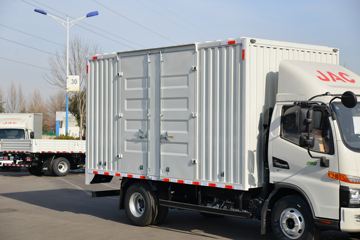 ���� ����V6 150���� 4.15�׵�����ʽ�Ῠ(����)ͼƬ