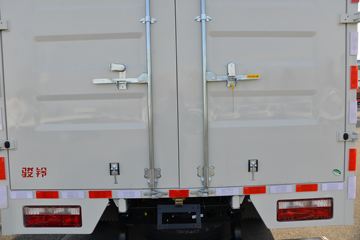 ���� ����V6 150���� 4.15�׵�����ʽ�Ῠ(����)ͼƬ