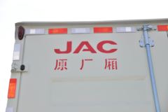江淮 骏铃V6 150马力 4.15米单排厢式轻卡(国六)(HFC5043XXYB31K1C7S)